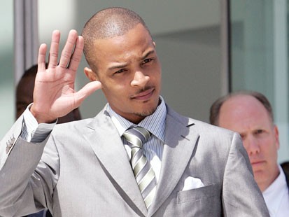 Rapper T.I. sent back to jail for another 11 months following drug charges